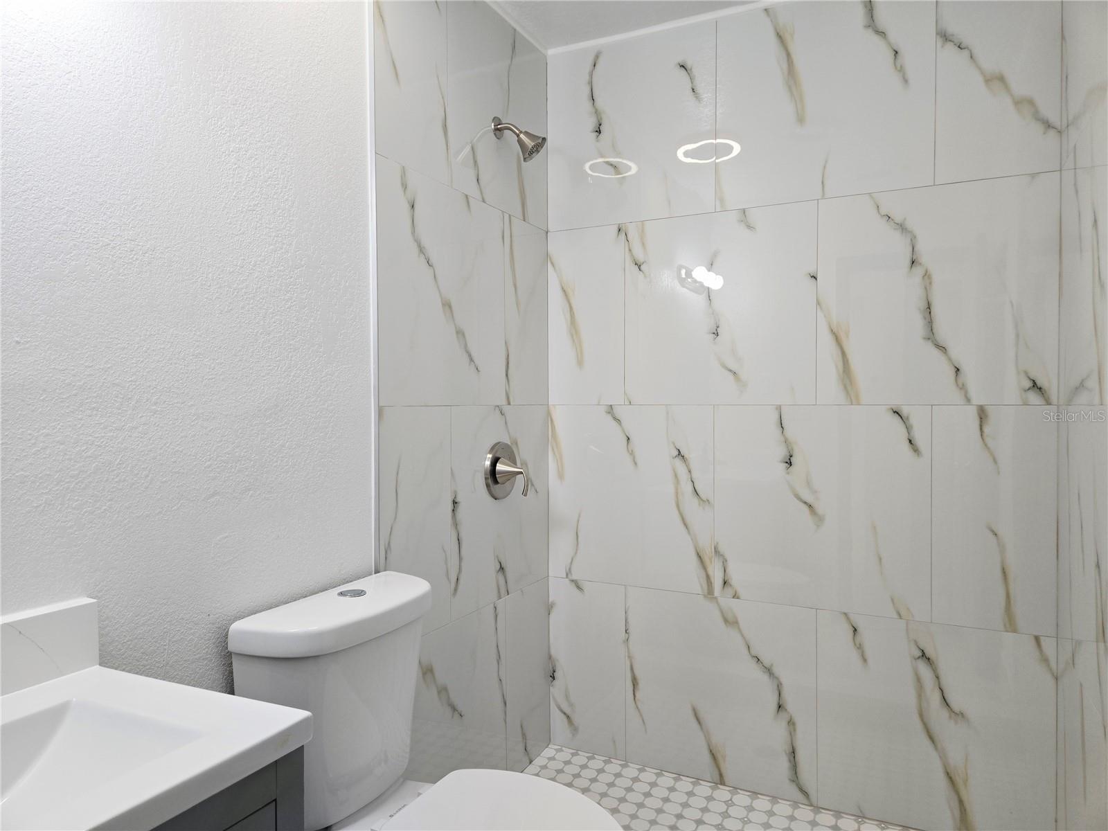 TAMPAS NORTH SIDE COUNTRY CLU - Residential