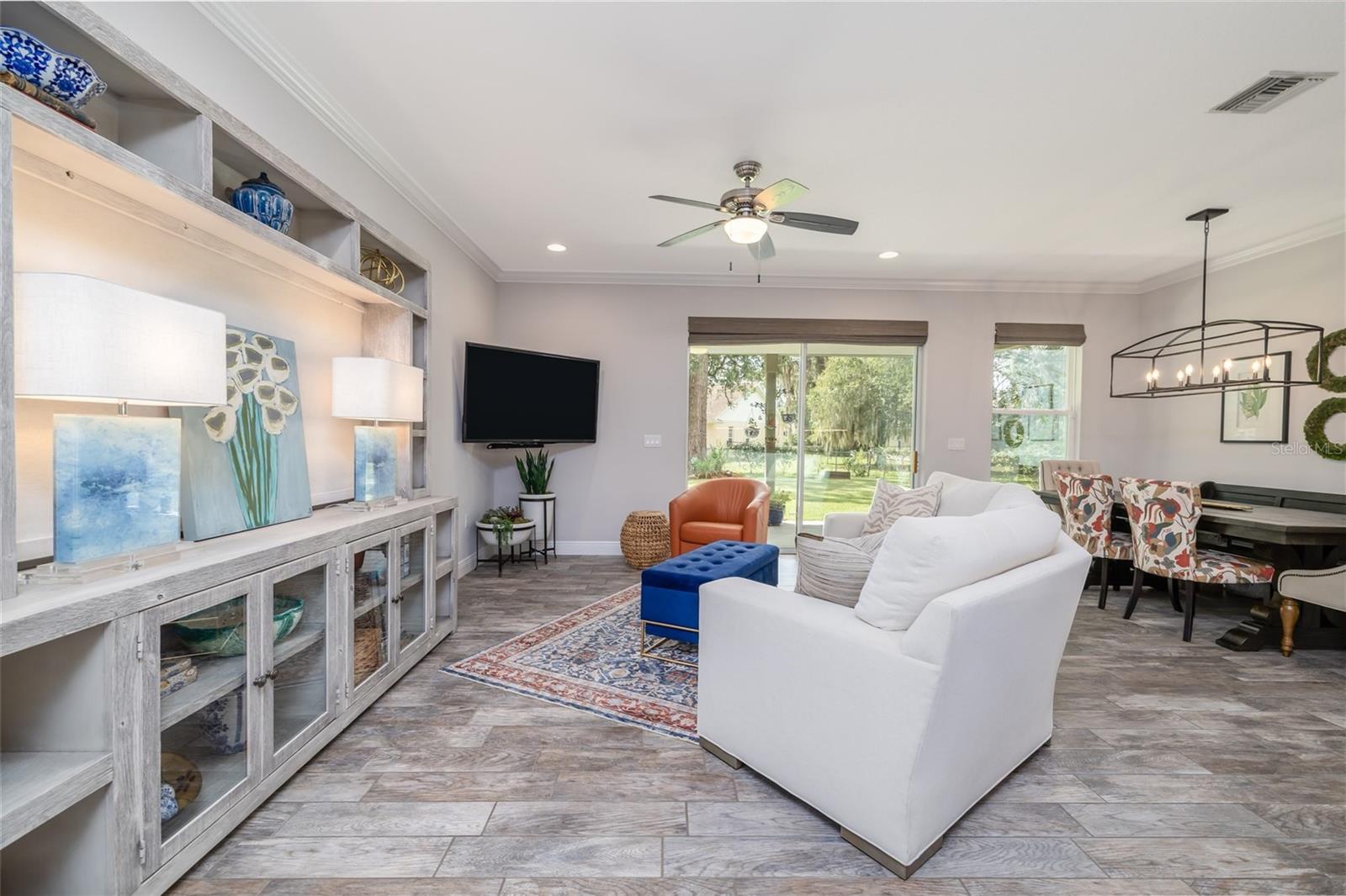 2615 PHEASANT VILLAGE