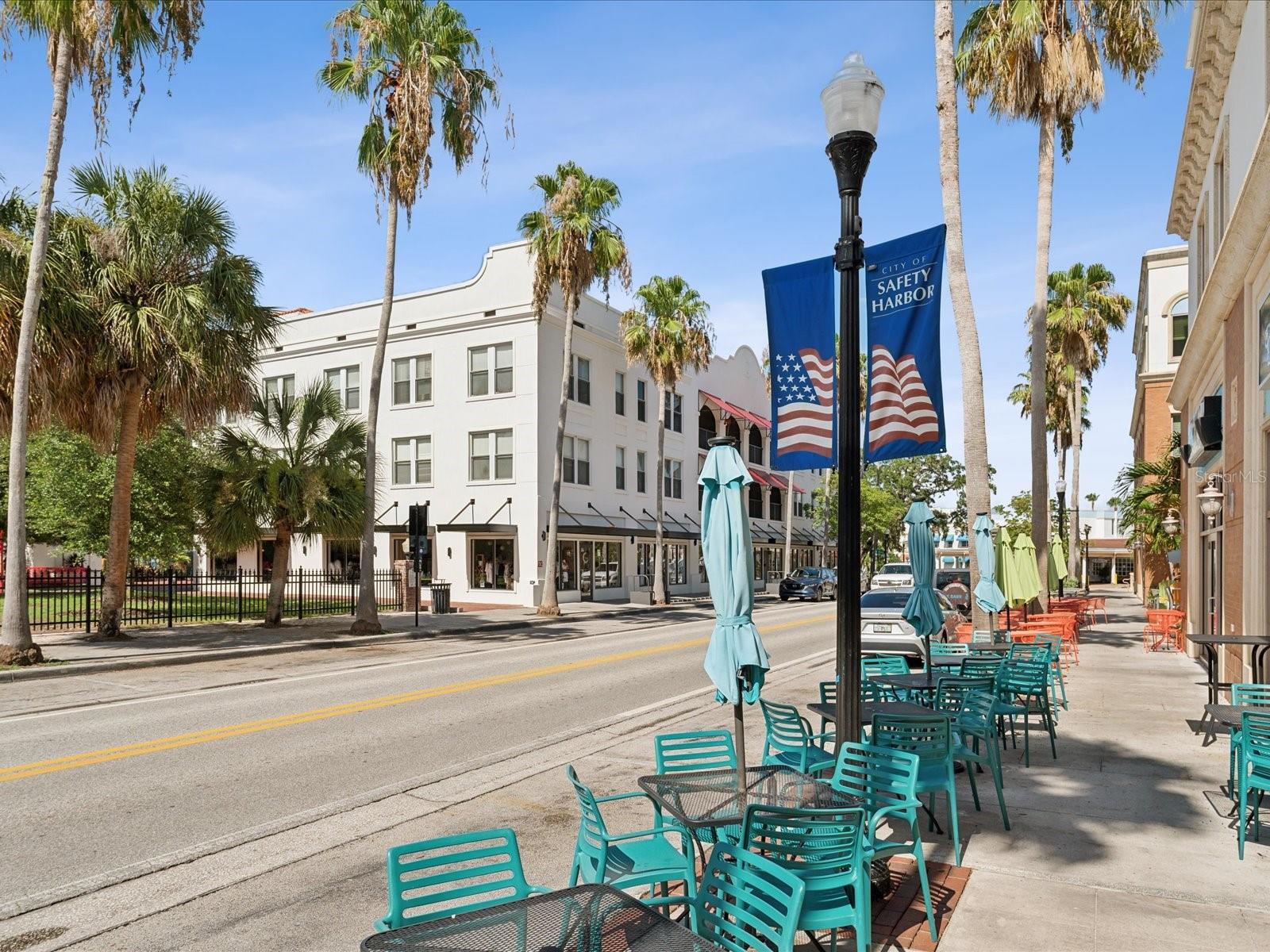 LOVERS OAK CONDO - Residential