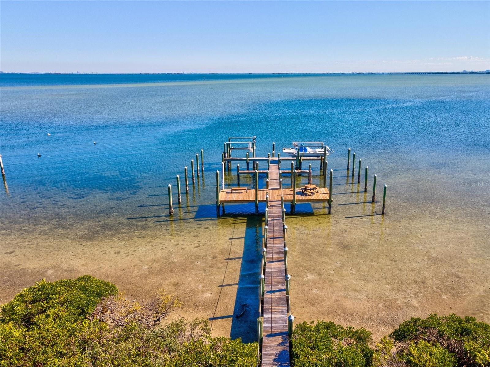 LOVERS OAK CONDO - Residential