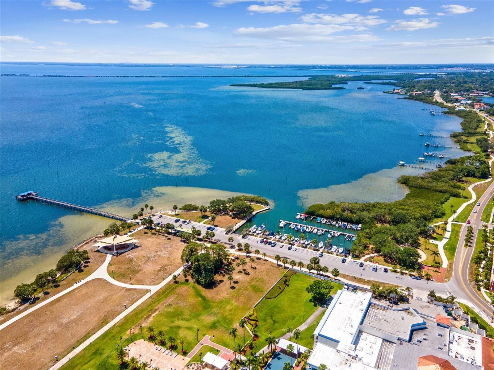 LOVERS OAK CONDO - Residential