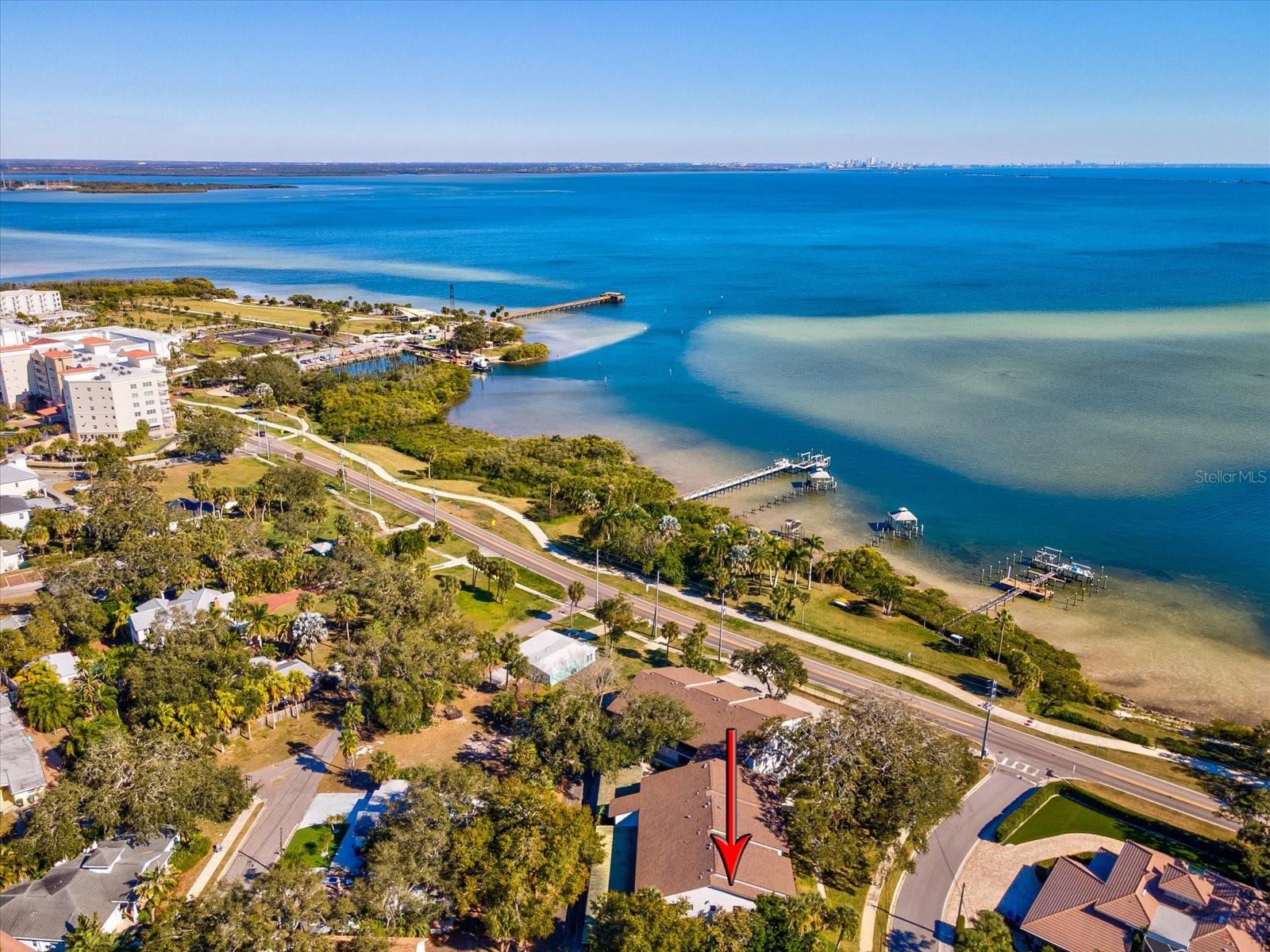 LOVERS OAK CONDO - Residential