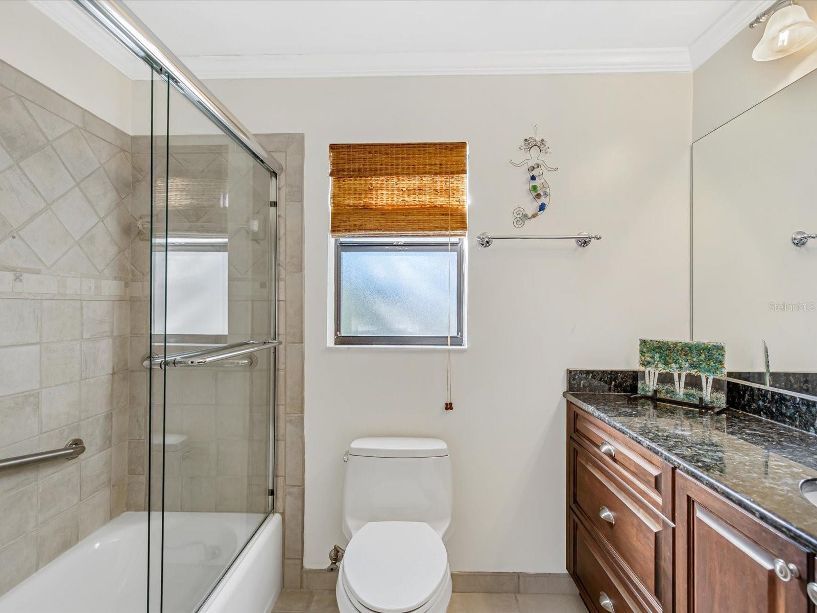 LOVERS OAK CONDO - Residential