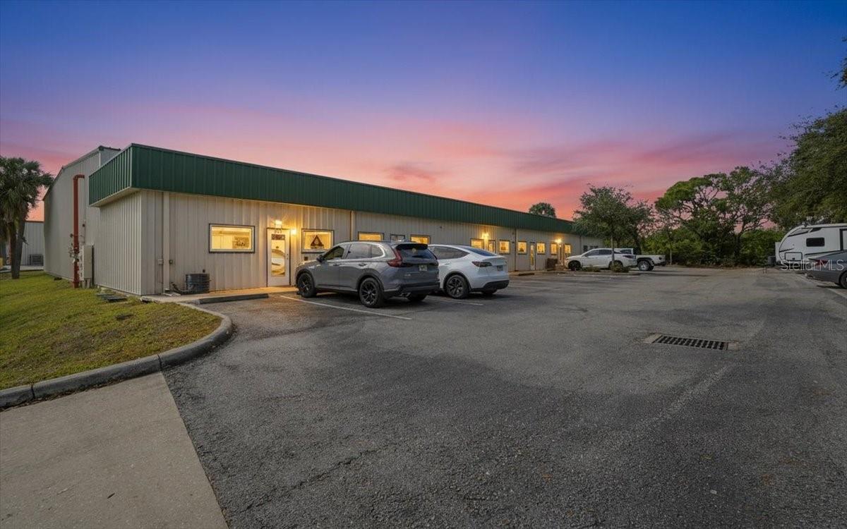 301 COMMERCE CENTER - Commercial Sale