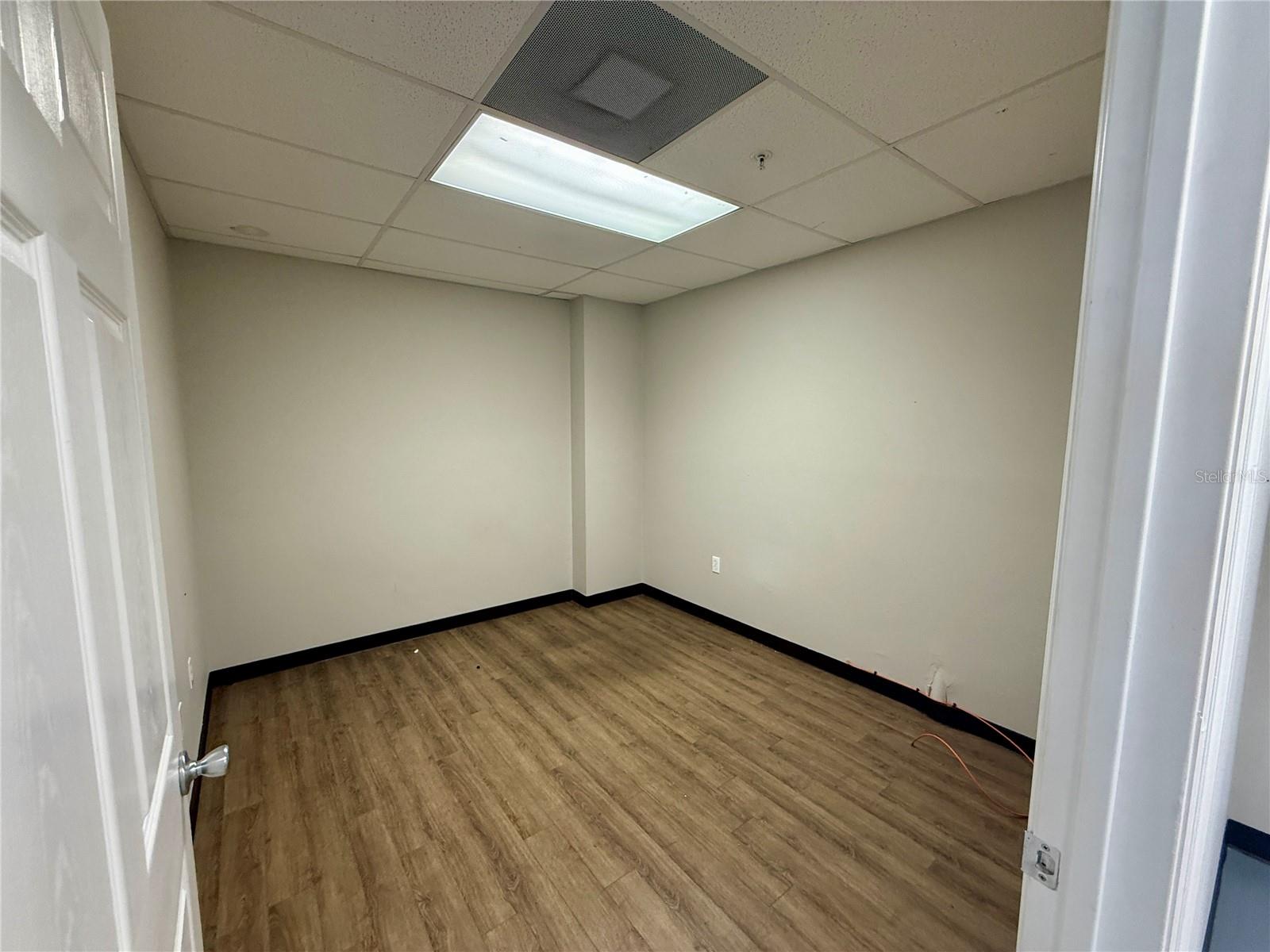 301 COMMERCE CENTER - Commercial Sale