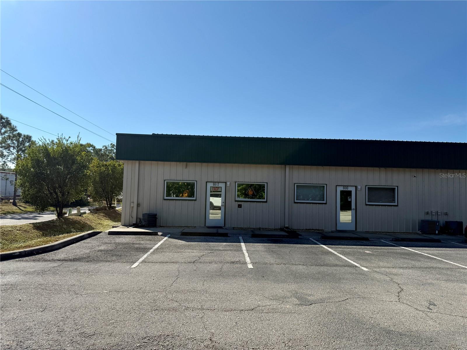 301 COMMERCE CENTER - Commercial Sale