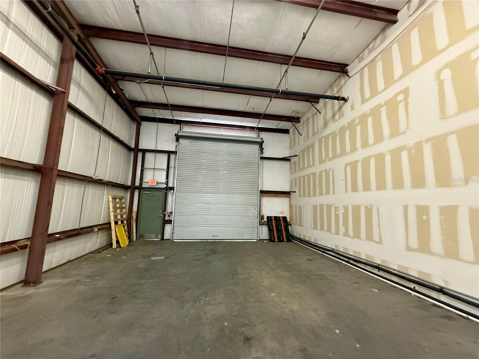 301 COMMERCE CENTER - Commercial Sale