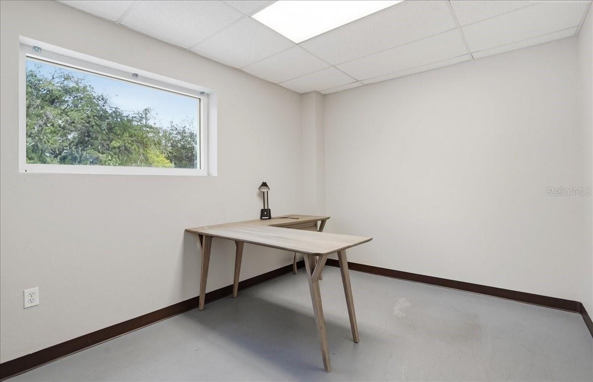 301 COMMERCE CENTER - Commercial Sale