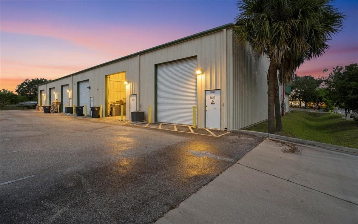 301 COMMERCE CENTER - Commercial Sale