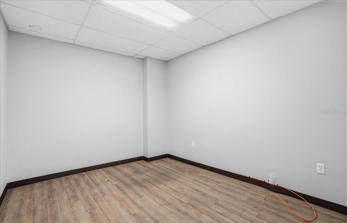 301 COMMERCE CENTER - Commercial Sale