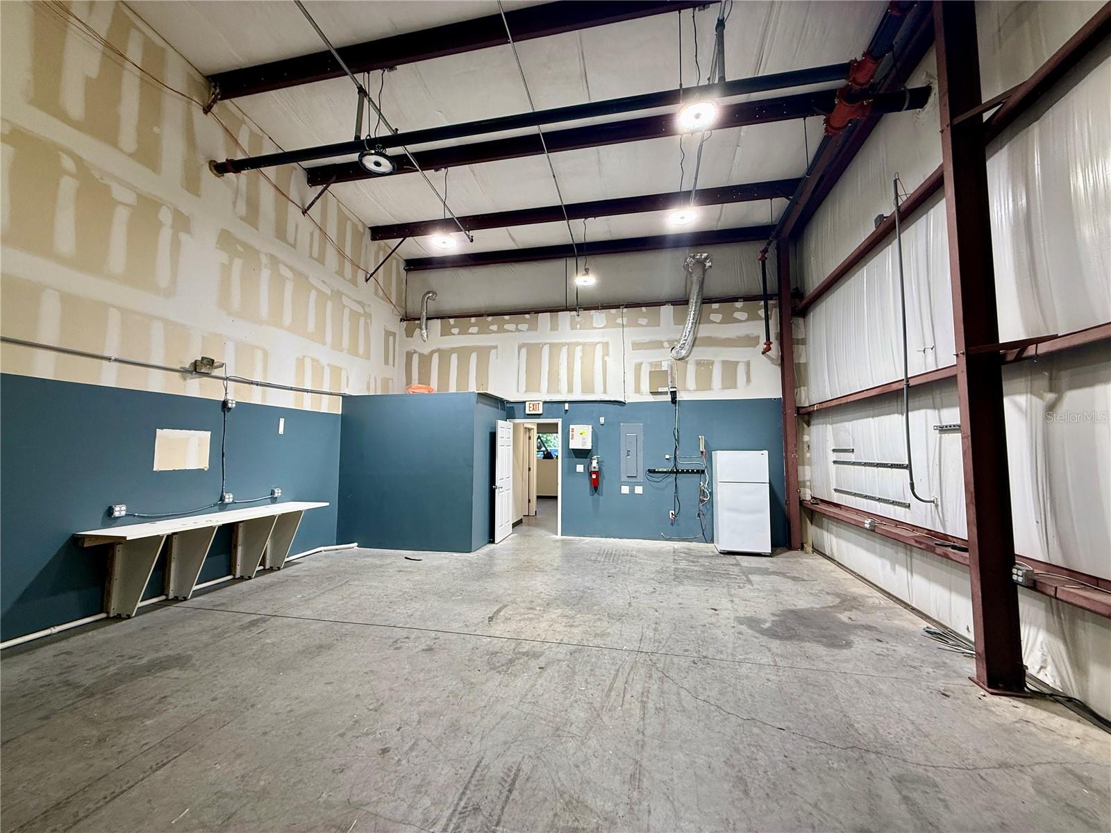 301 COMMERCE CENTER - Commercial Sale