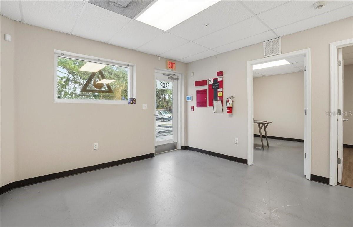 301 COMMERCE CENTER - Commercial Sale