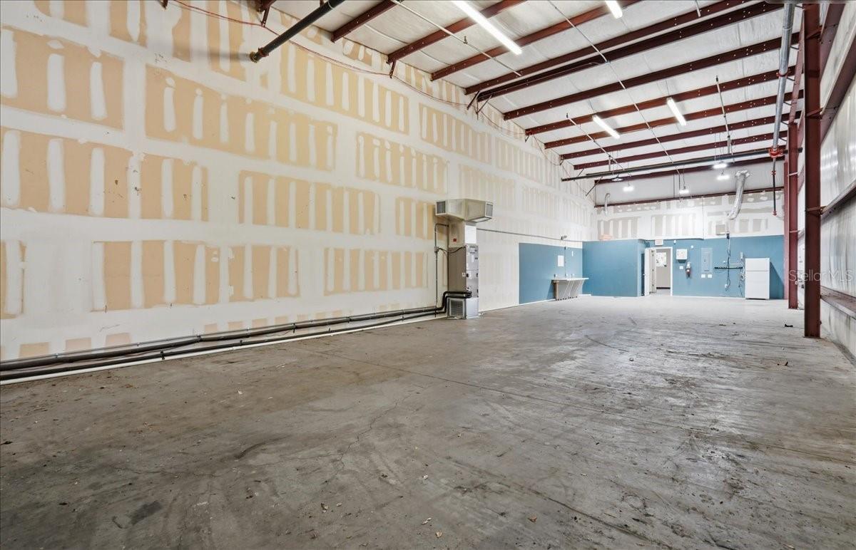 301 COMMERCE CENTER - Commercial Sale