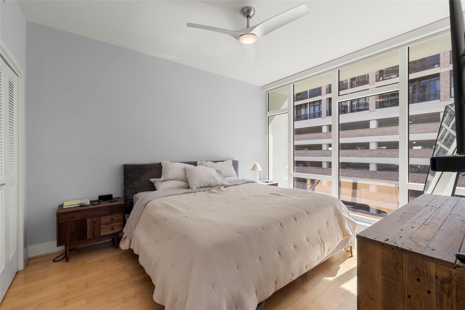 SIGNATURE PLACE CONDO - Residential Lease