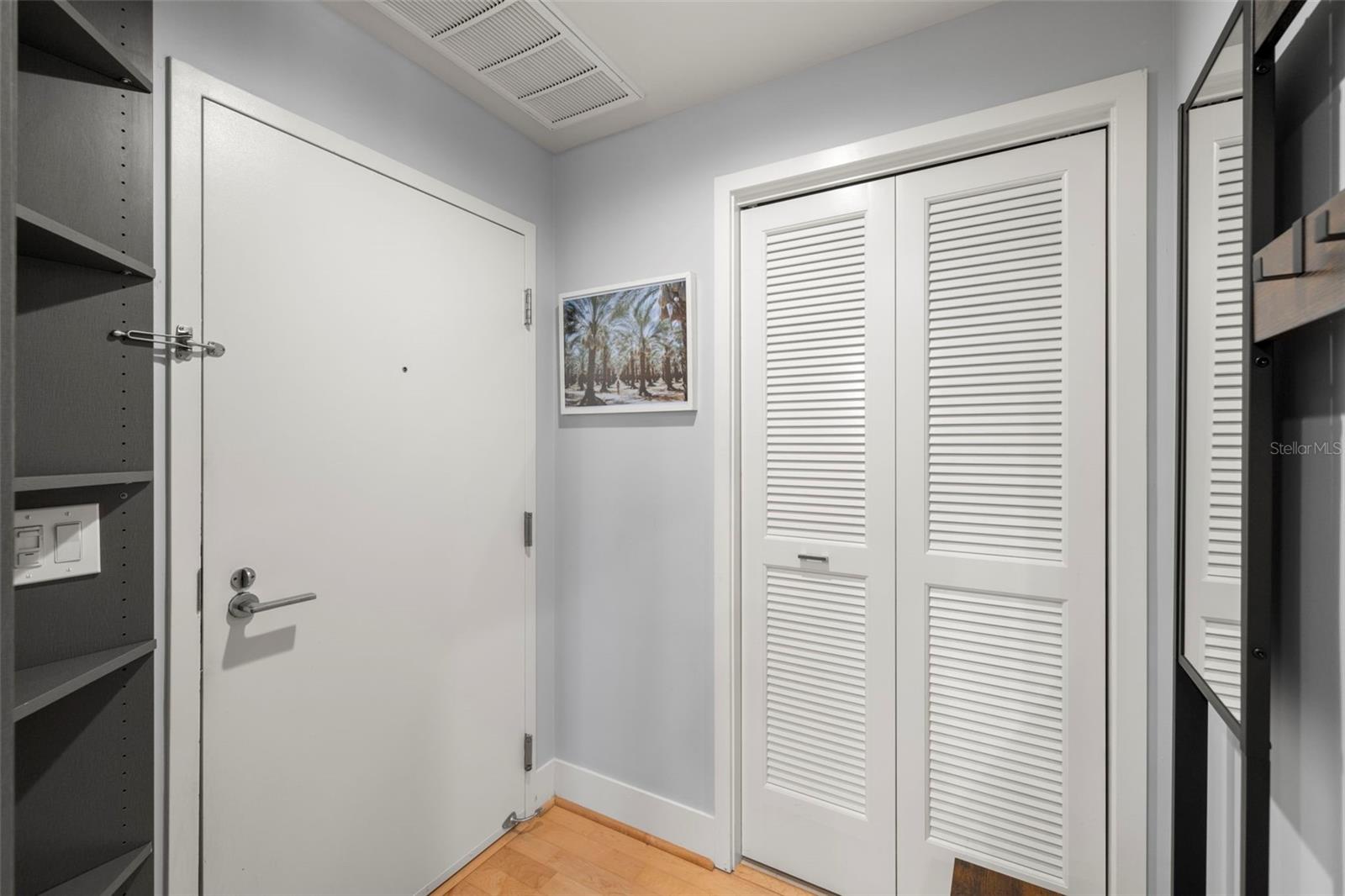 SIGNATURE PLACE CONDO - Residential Lease