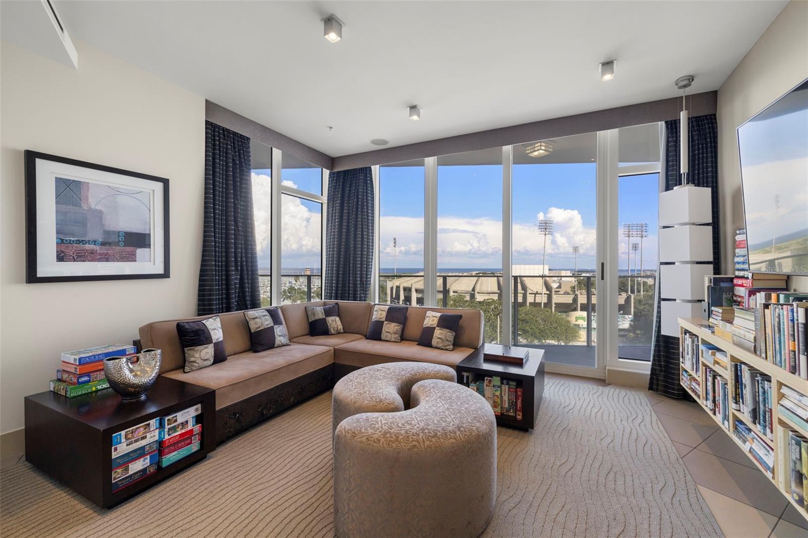 SIGNATURE PLACE CONDO - Residential Lease