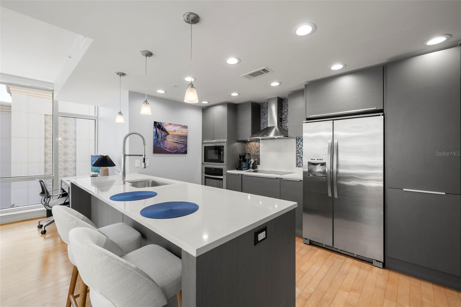 SIGNATURE PLACE CONDO - Residential Lease