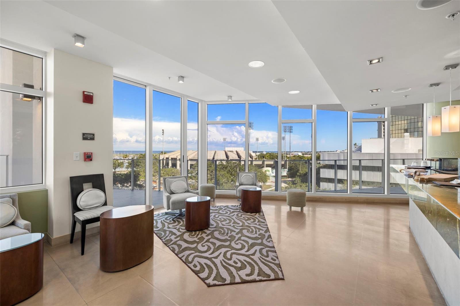 SIGNATURE PLACE CONDO - Residential Lease