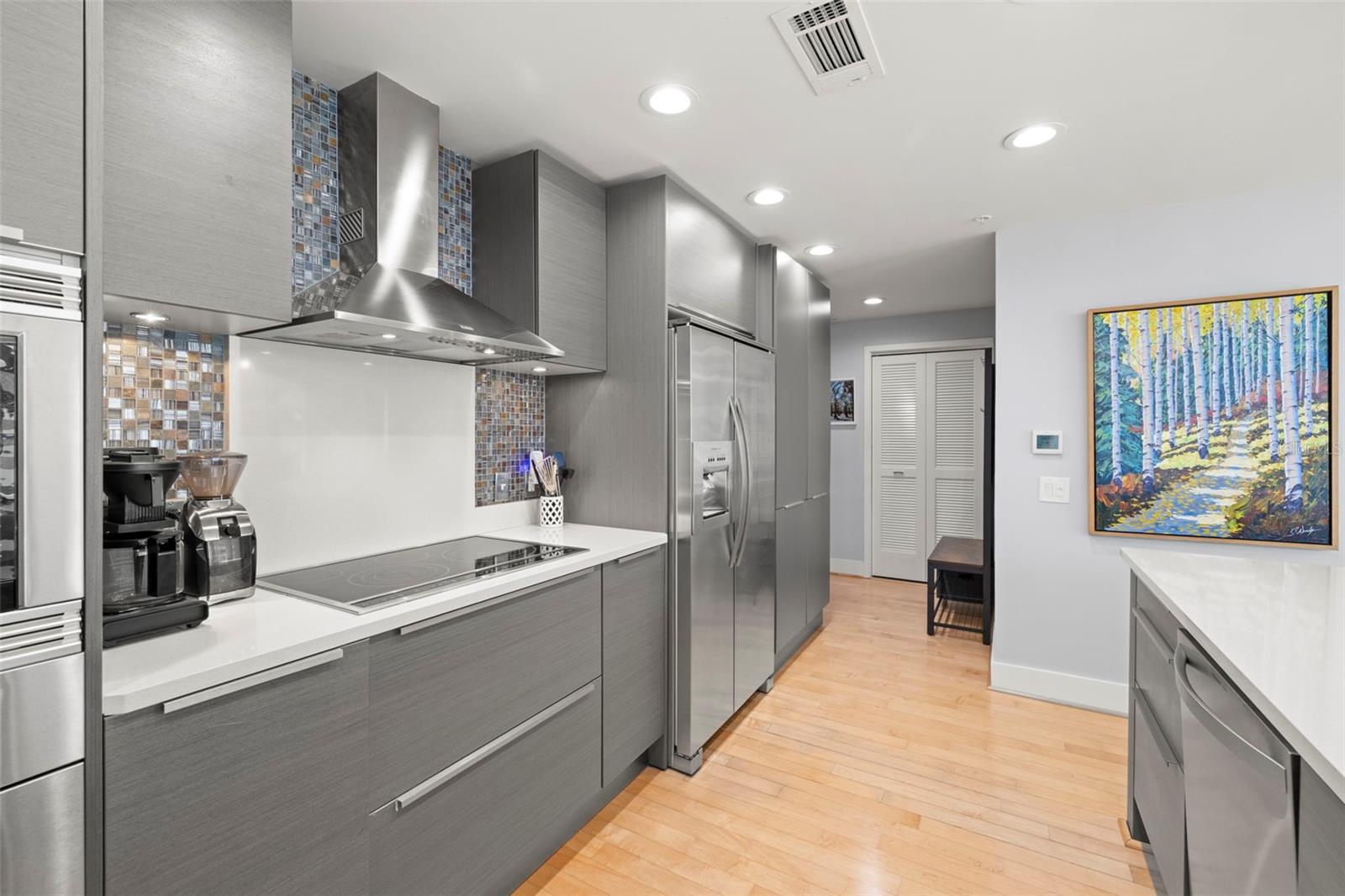 SIGNATURE PLACE CONDO - Residential Lease