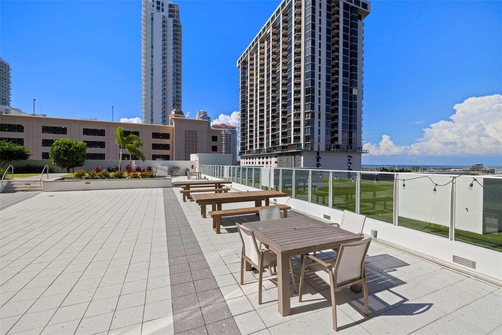 SIGNATURE PLACE CONDO - Residential Lease