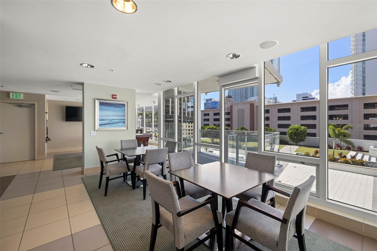 SIGNATURE PLACE CONDO - Residential Lease