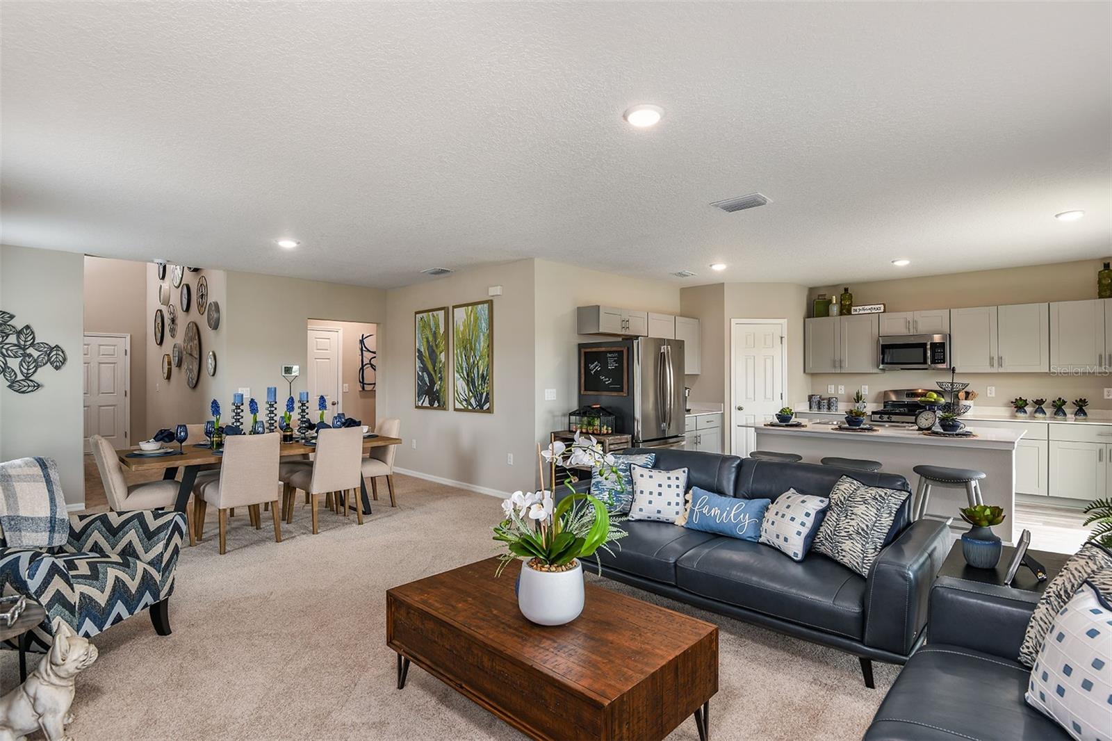 DAVIS LANDING - Residential