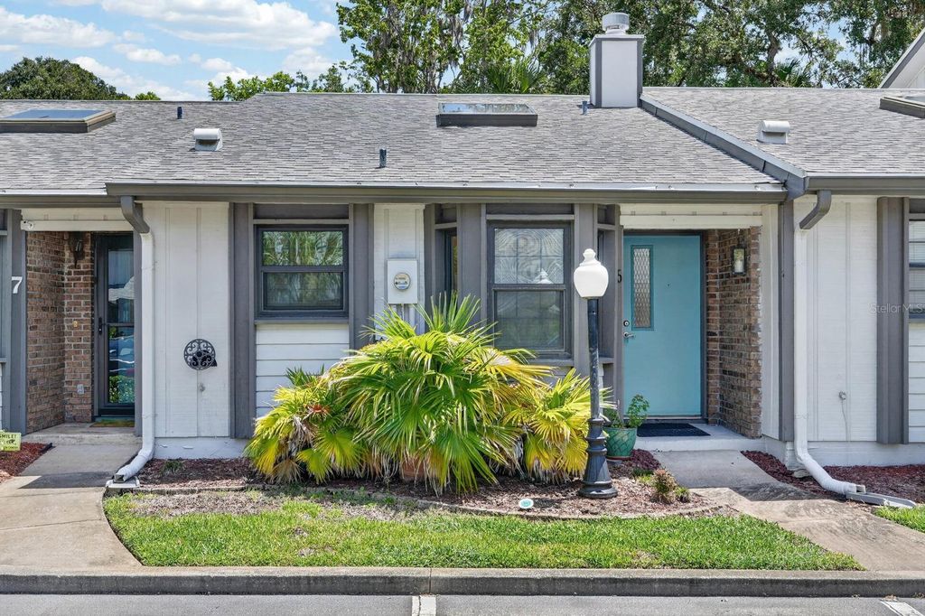 Photo of 5 Arbor Lake Park, Ormond Beach, FL 32174 (MLS # V4950379)