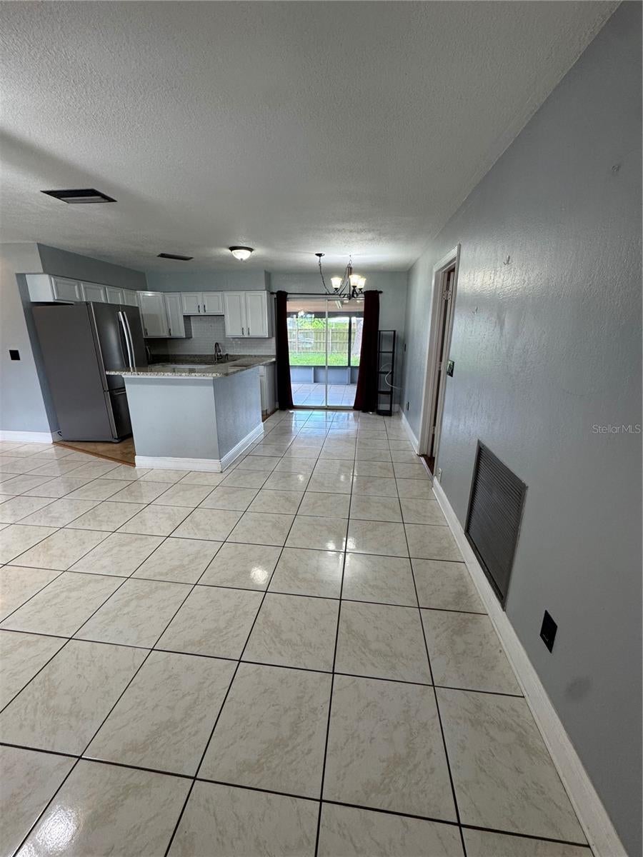 707 PHOENIX AVENUE
