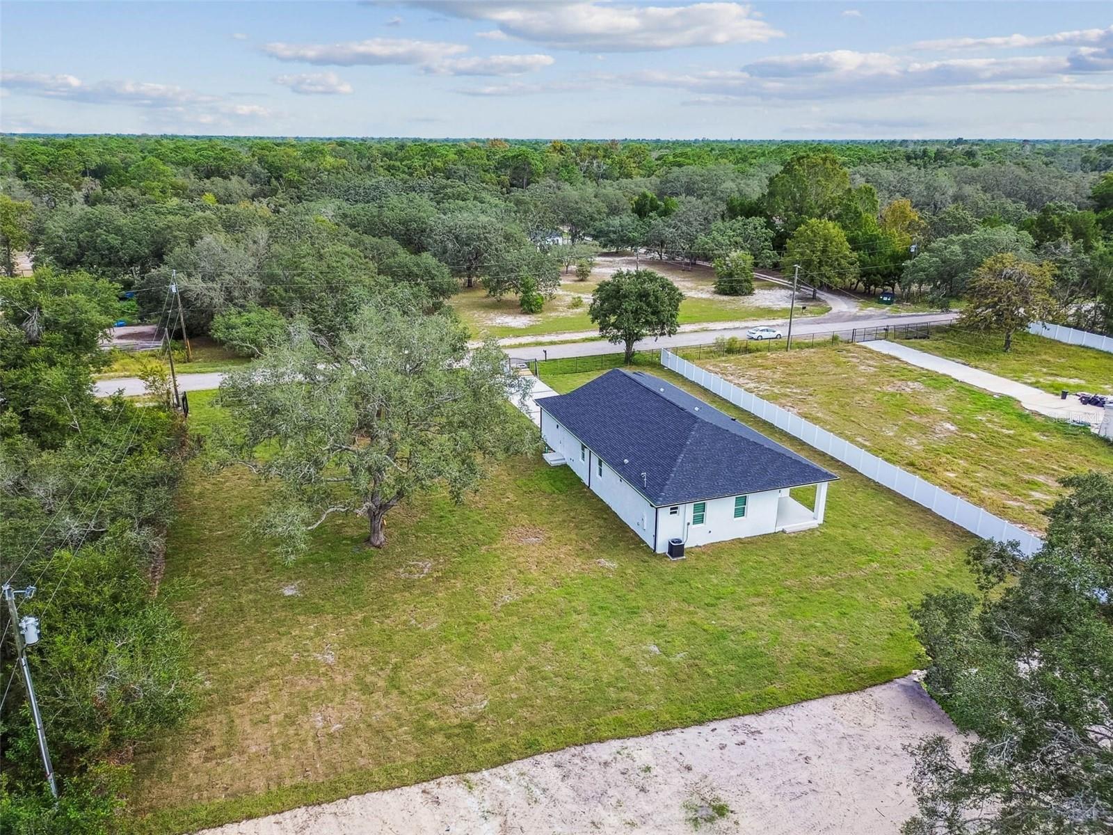 JEAN VAN FARMS - Residential
