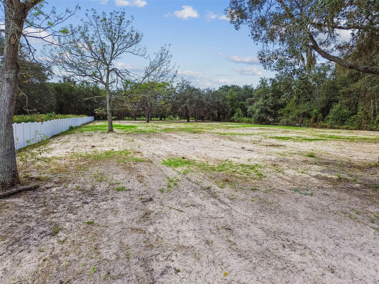 JEAN VAN FARMS - Residential