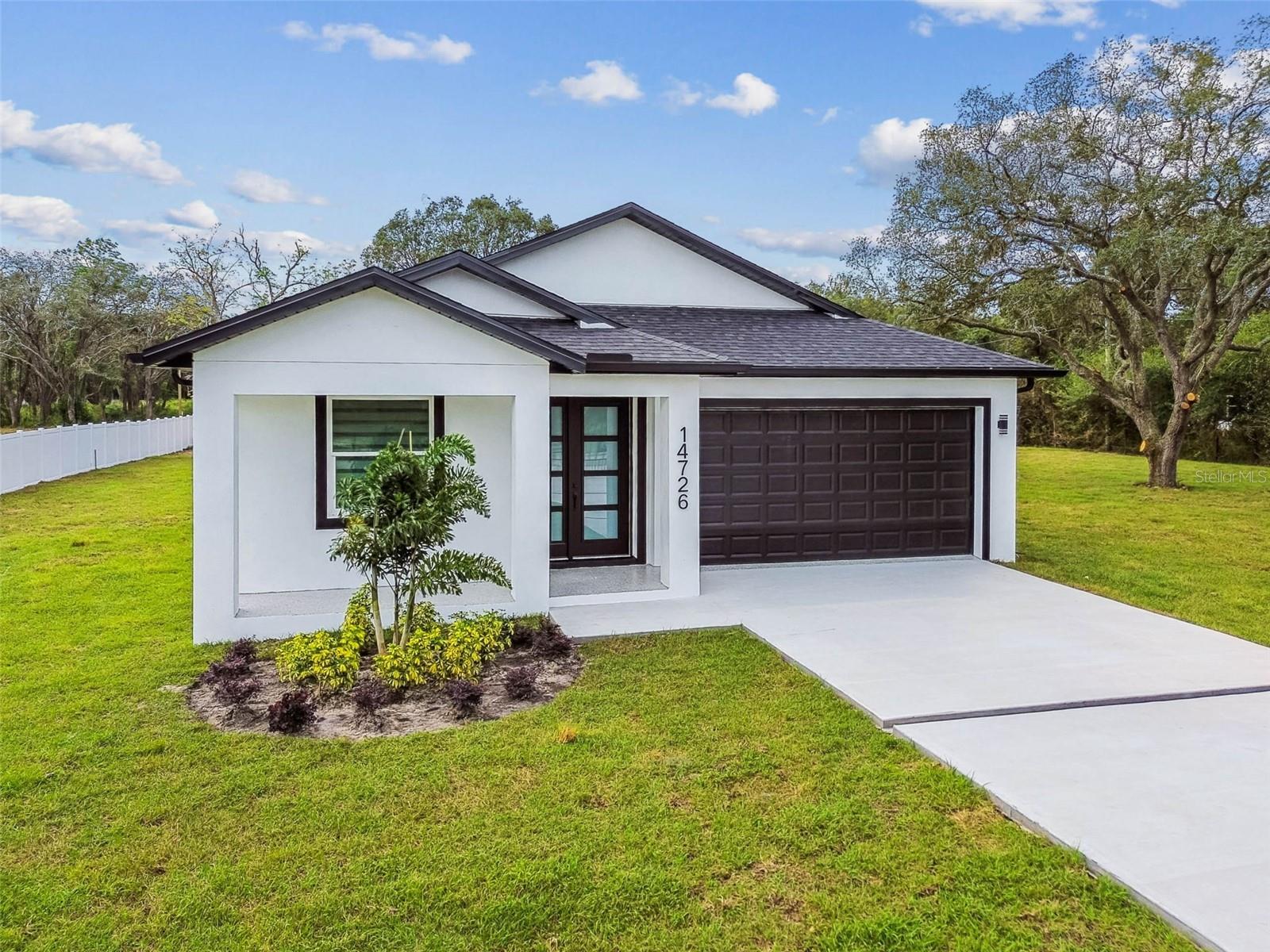 JEAN VAN FARMS - Residential