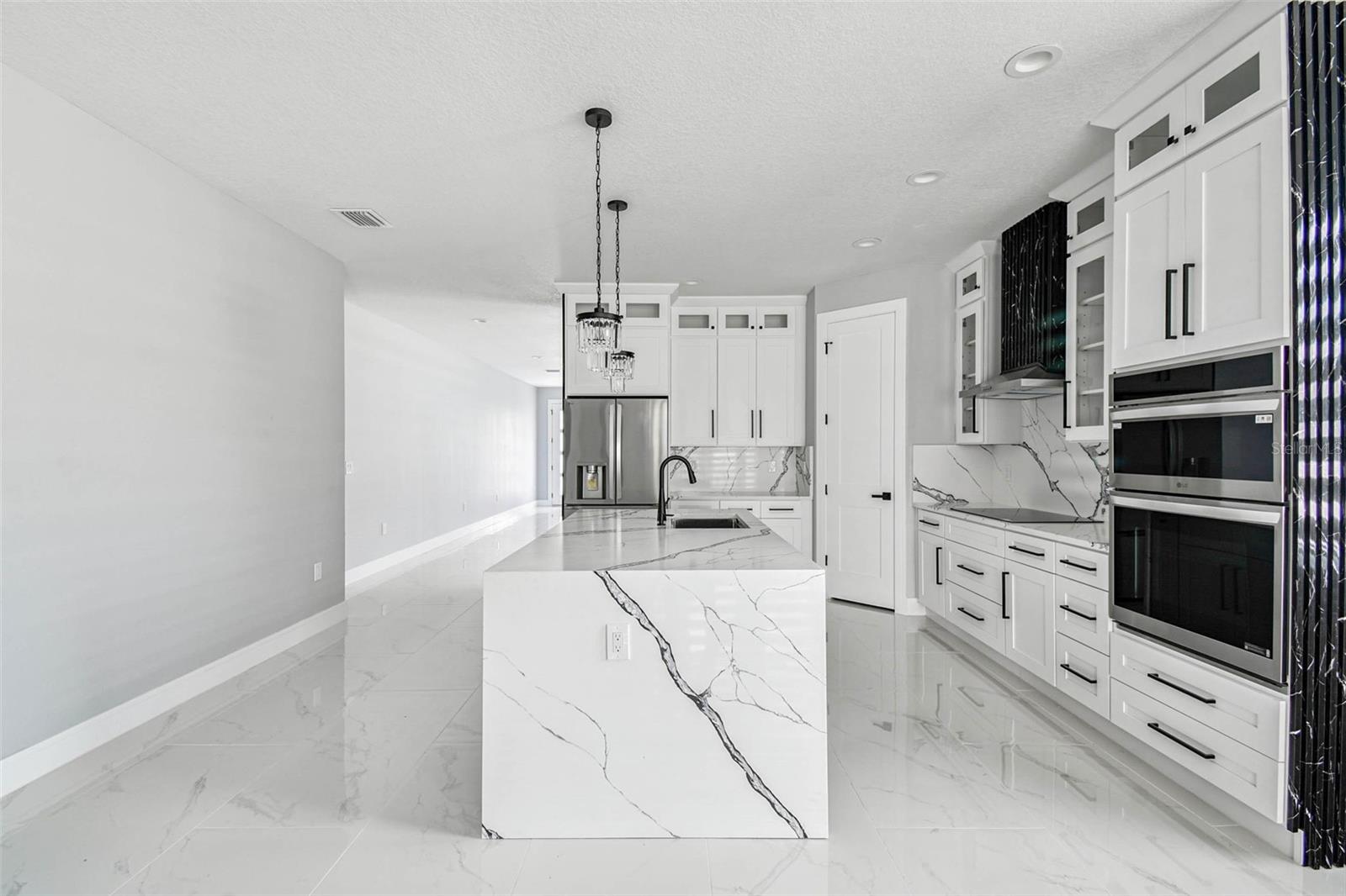 JEAN VAN FARMS - Residential
