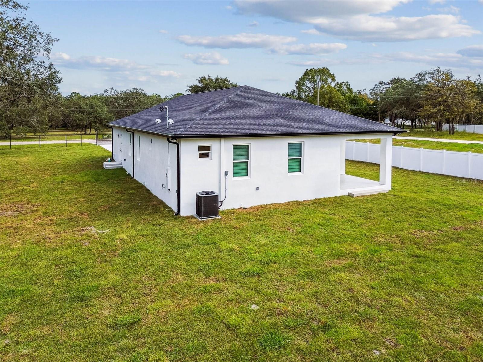 JEAN VAN FARMS - Residential