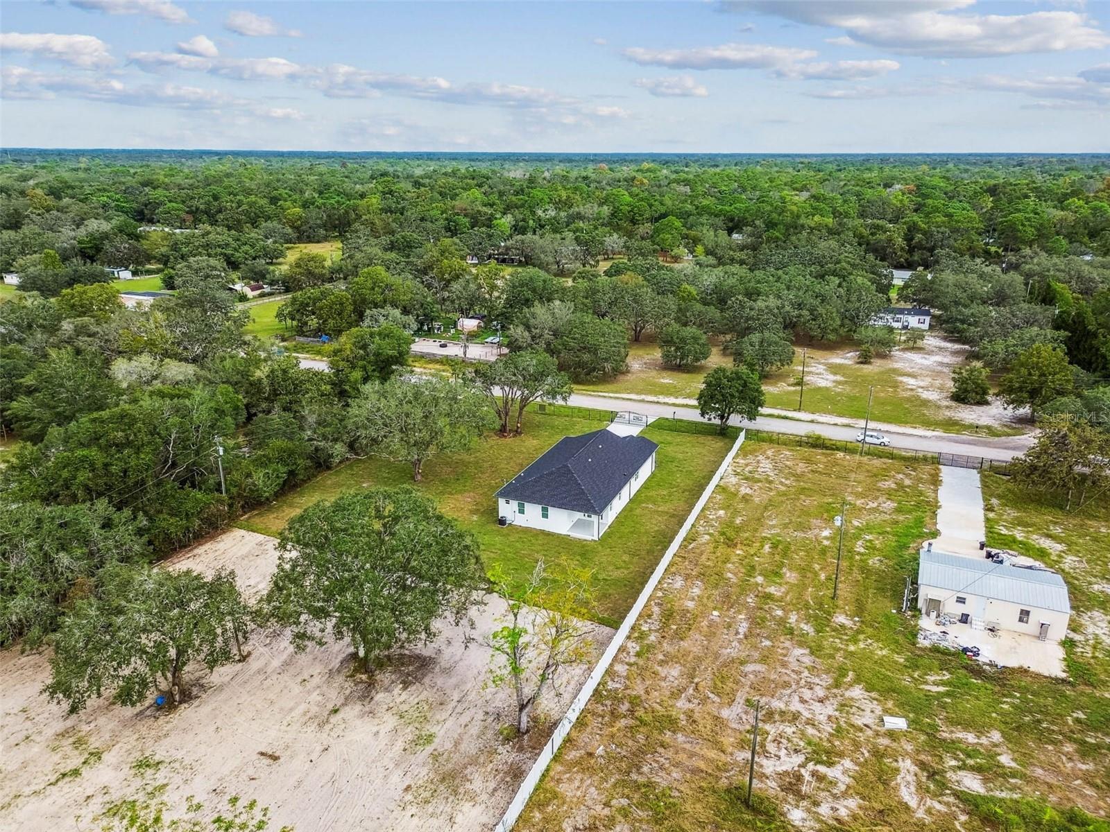 JEAN VAN FARMS - Residential