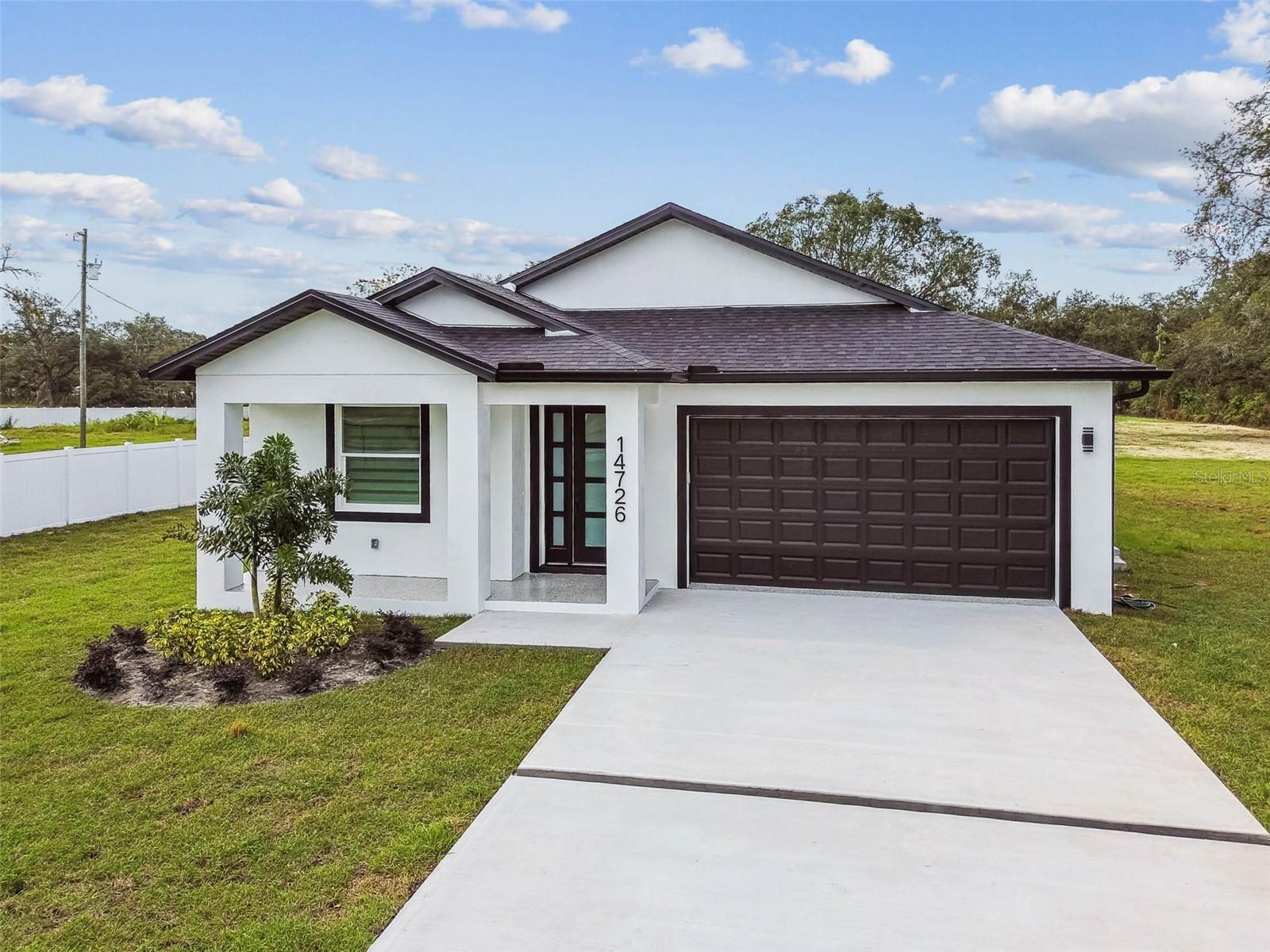 JEAN VAN FARMS - Residential