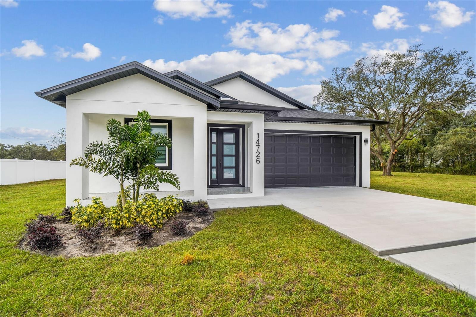 JEAN VAN FARMS - Residential