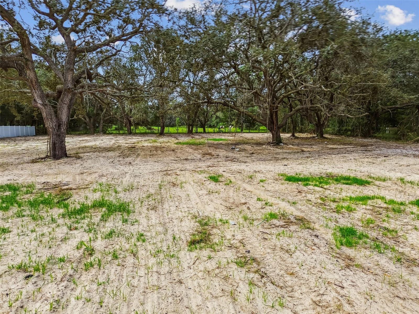 JEAN VAN FARMS - Residential