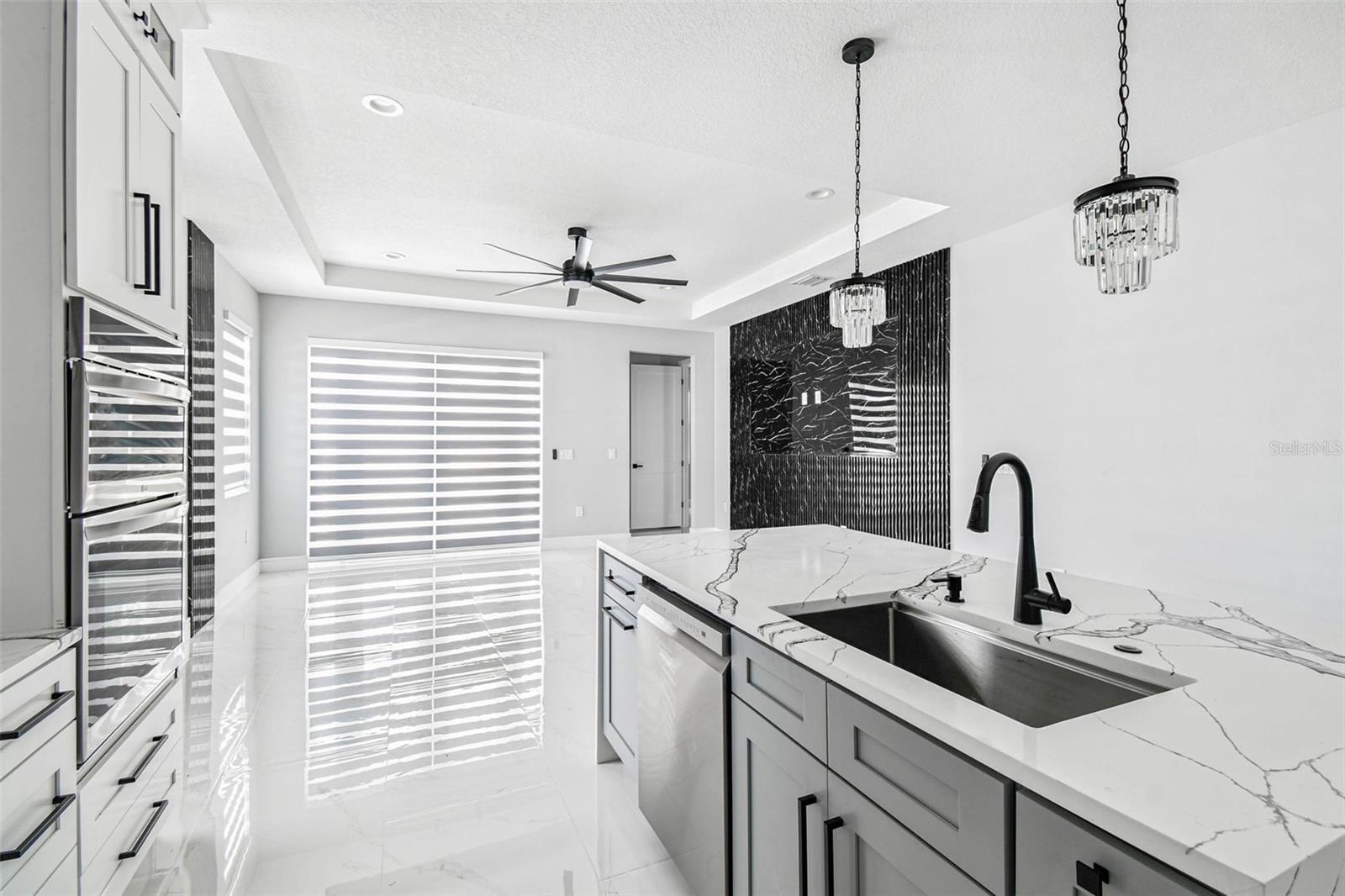 JEAN VAN FARMS - Residential