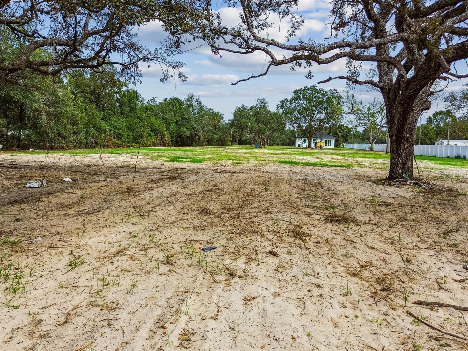 JEAN VAN FARMS - Residential