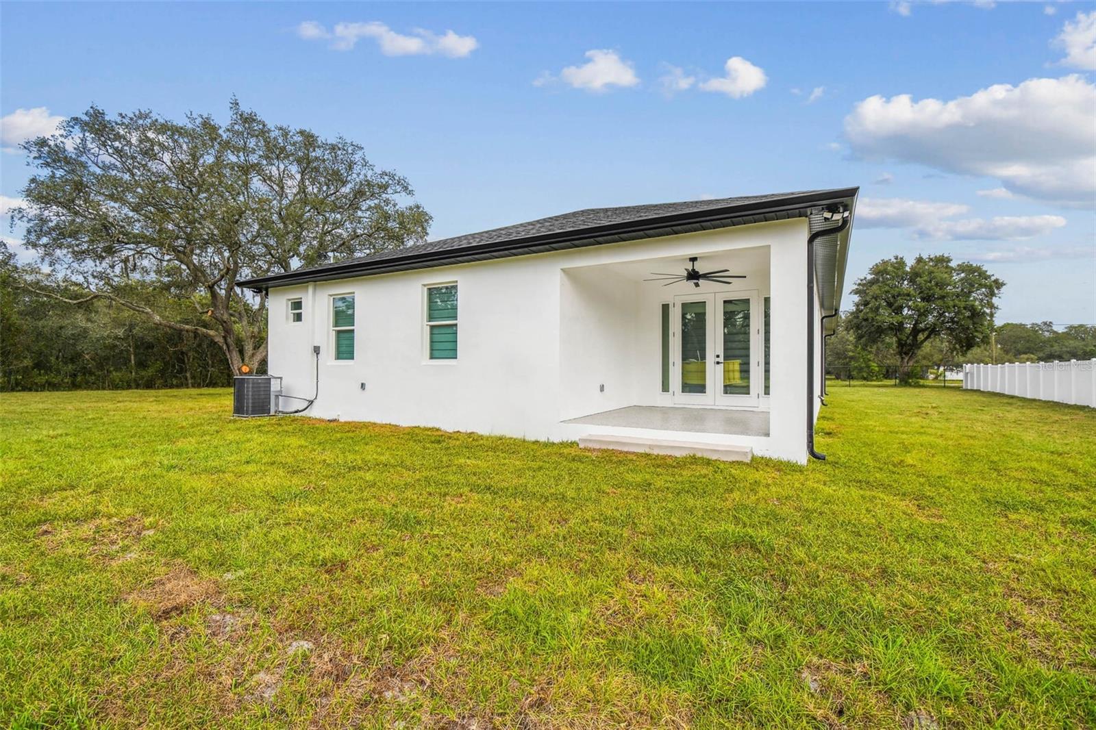 JEAN VAN FARMS - Residential