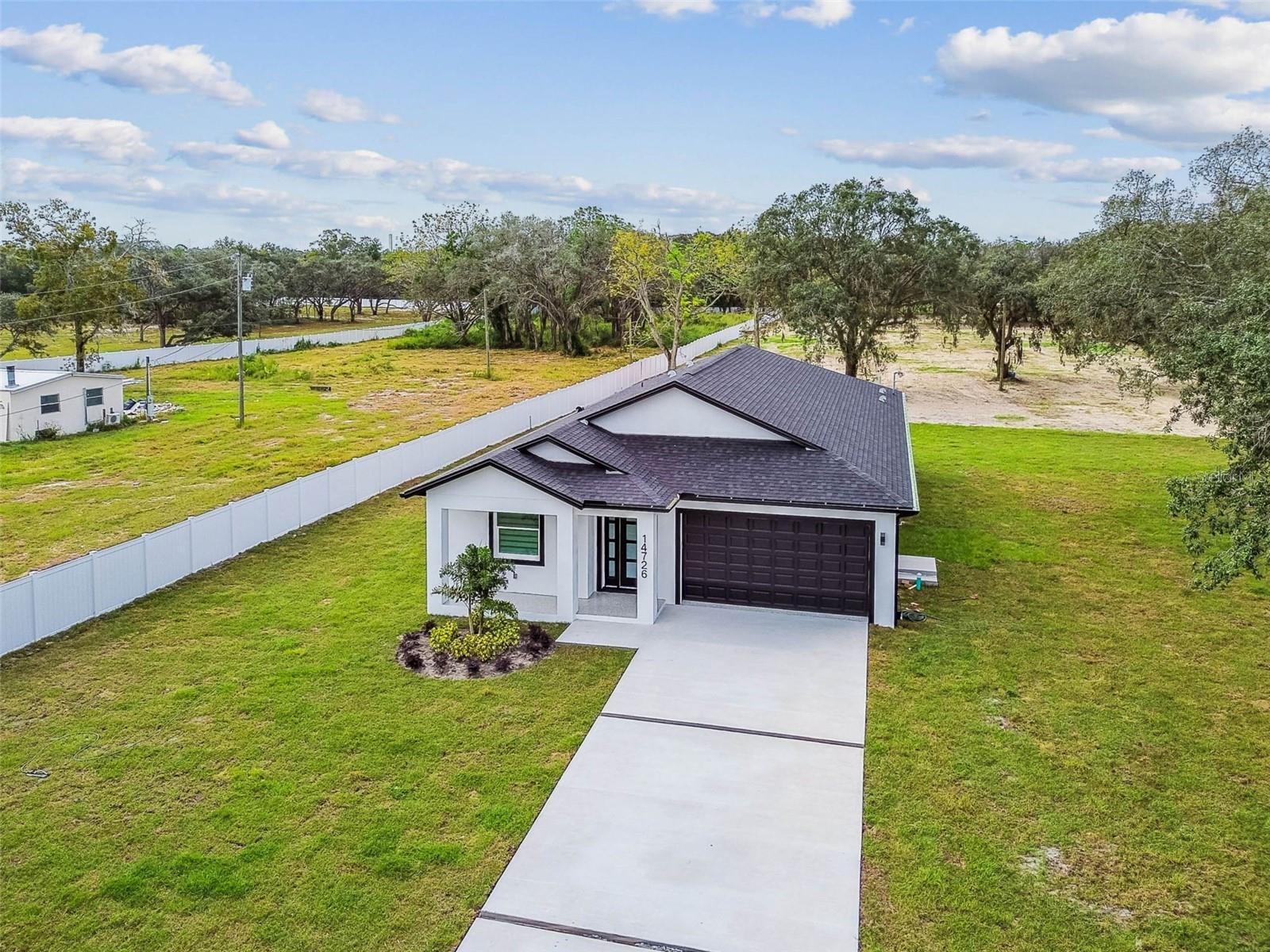 JEAN VAN FARMS - Residential