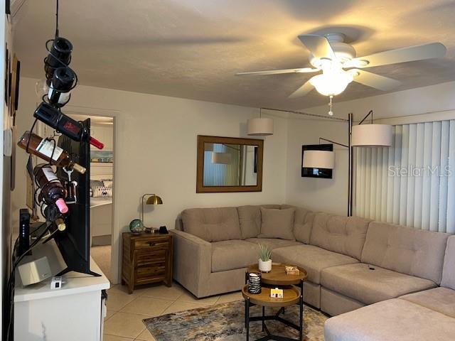 SUNLAND APTS - Residential