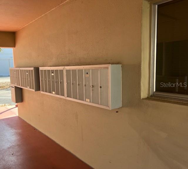 SUNLAND APTS - Residential