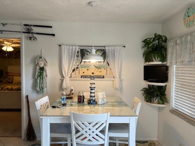 SUNLAND APTS - Residential