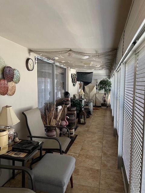 SUNLAND APTS - Residential