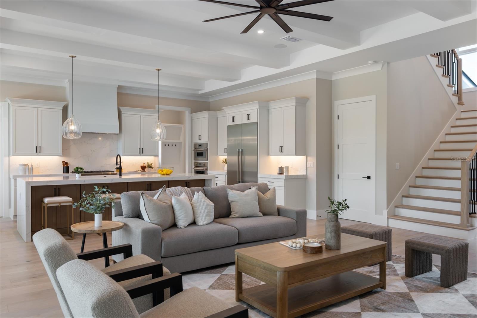 LAKE SHEEN SOUND - Residential