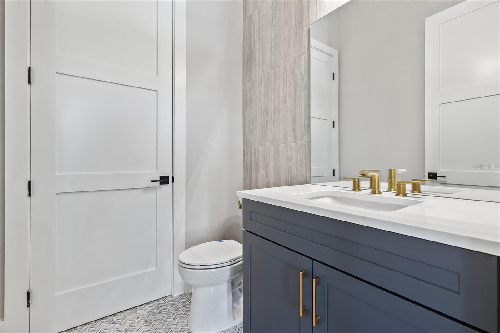 LAKE SHEEN SOUND - Residential