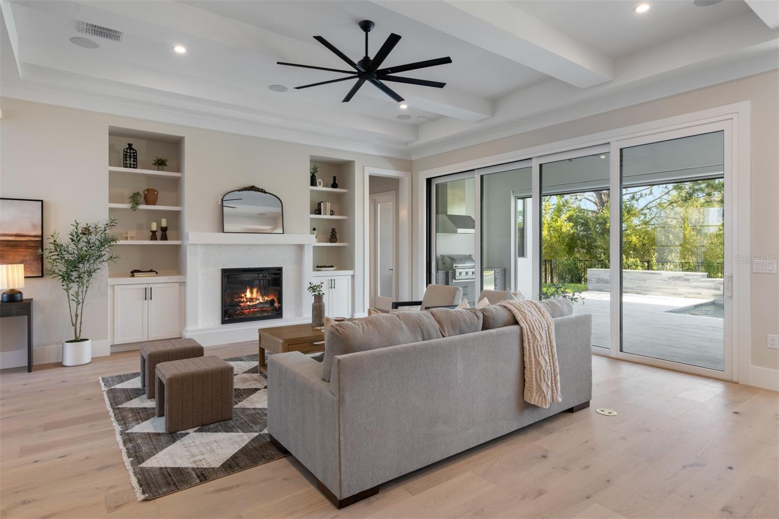 LAKE SHEEN SOUND - Residential