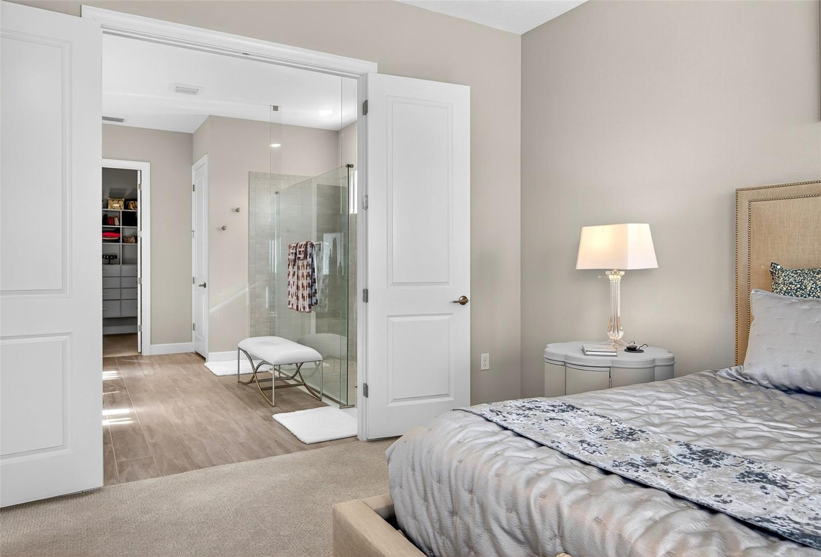 AZARIO ESPLANADE PH V - Residential