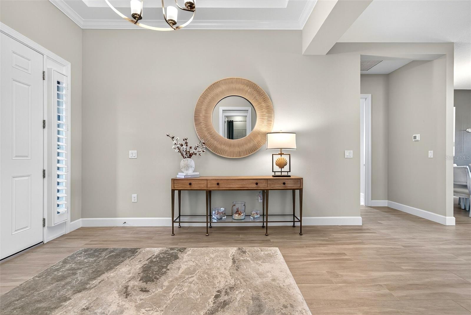 AZARIO ESPLANADE PH V - Residential